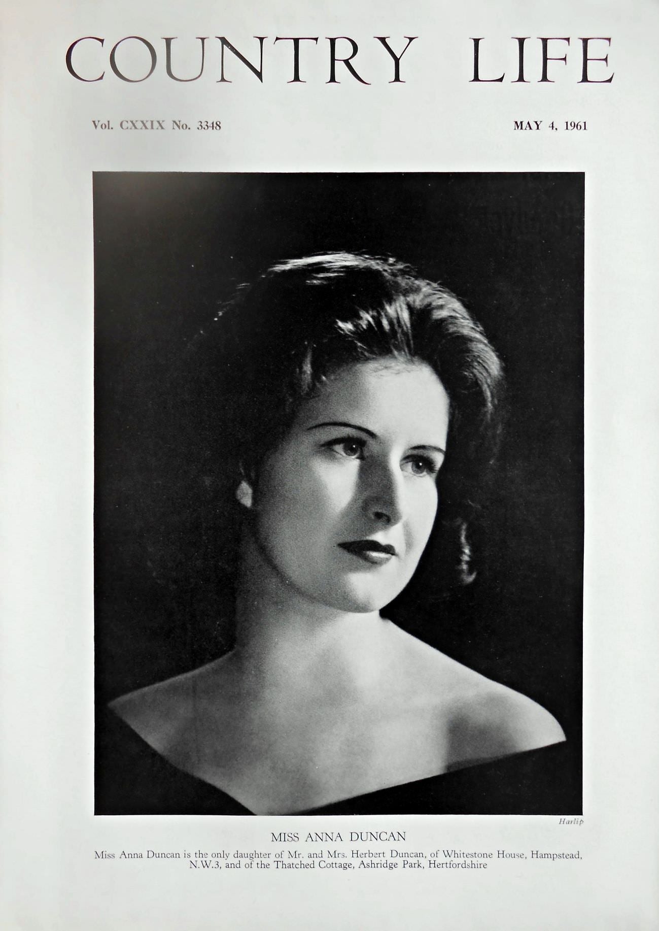 Miss Anna Duncan Country Life Magazine Portrait May 4, 1961 Vol. CXXIX No. 3348