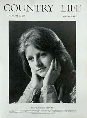 Miss Catriona Stewart Country Life Magazine Portrait August 7, 1975 Vol. CLVIII No. 4075