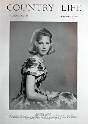 Miss Jane Elliot Country Life Magazine Portrait November 29, 1962 Vol. CXXXII No. 3430