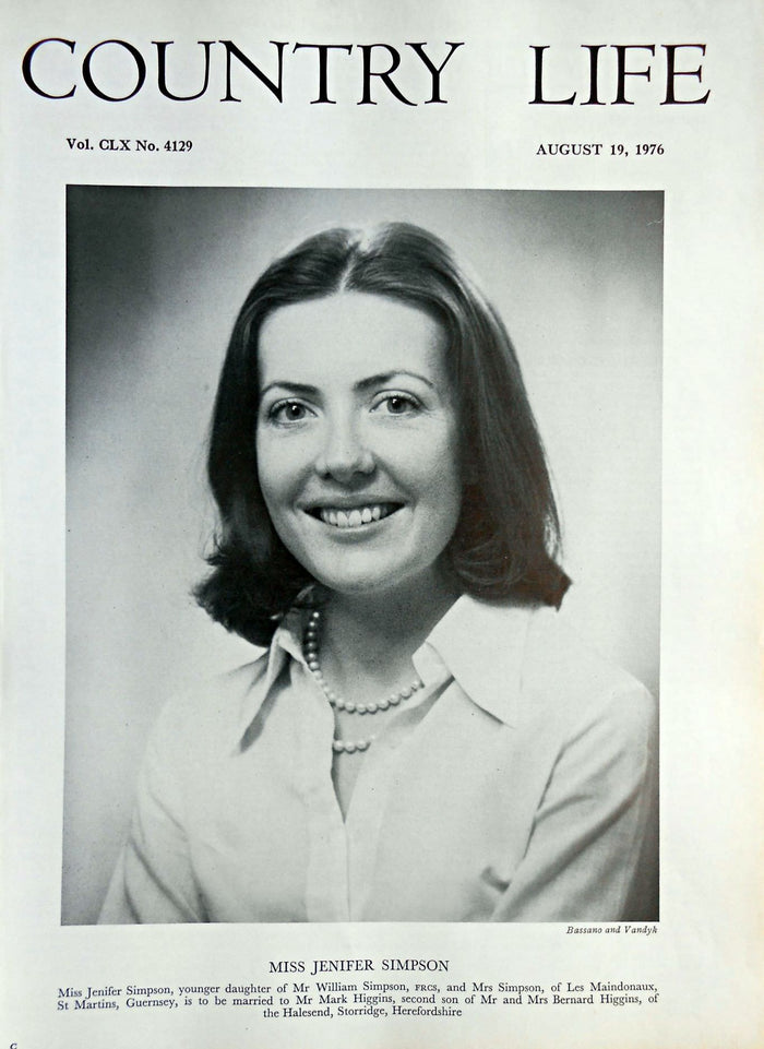Miss Jenifer Simpson Country Life Magazine Portrait August 19, 1976 Vol. CLX No. 4129