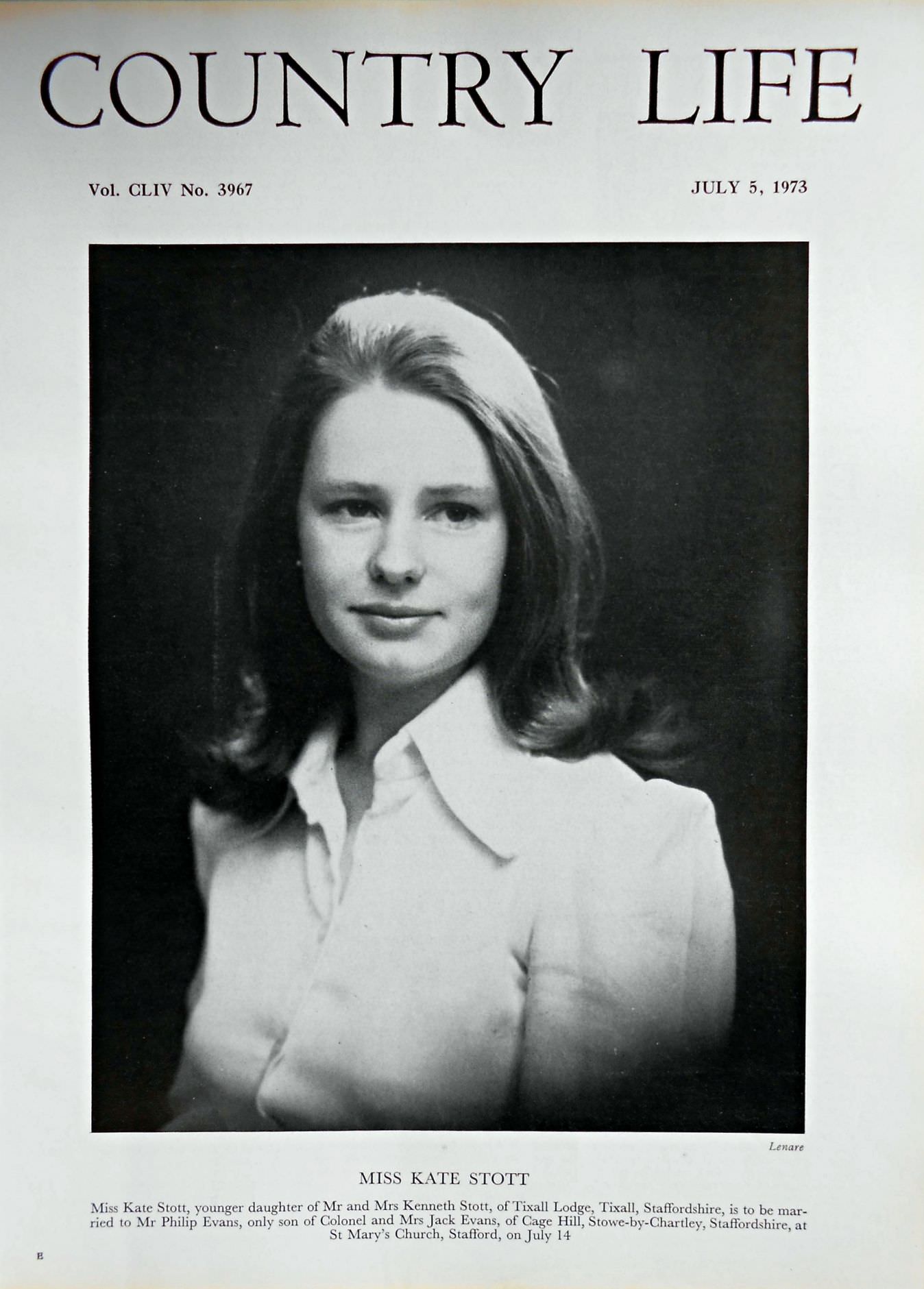 Miss Kate Stott Country Life Magazine Portrait July 5, 1973 Vol. CLIV No. 3967