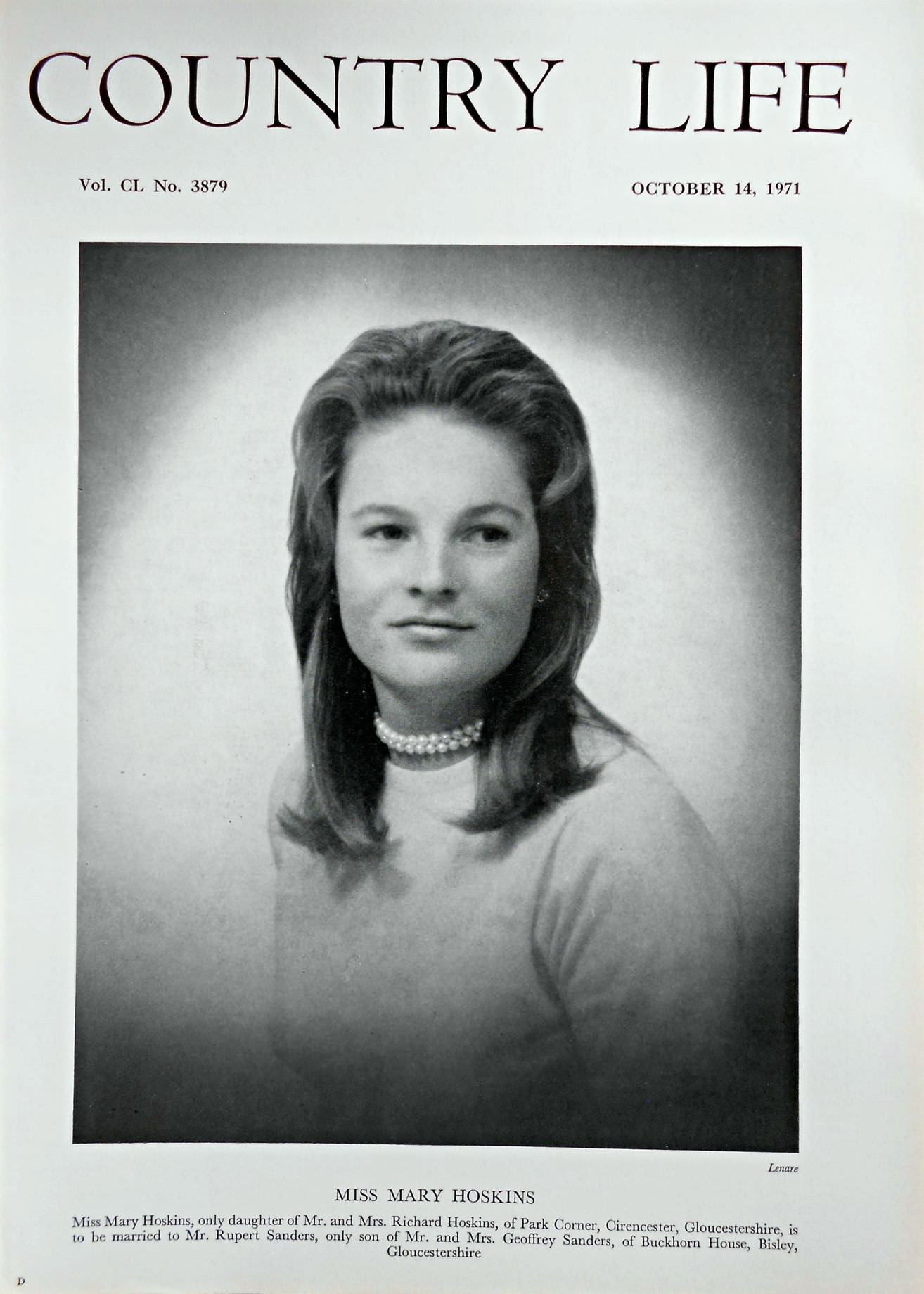 Miss Mary Hoskins Country Life Magazine Portrait October 14, 1971 Vol. CL No. 3879