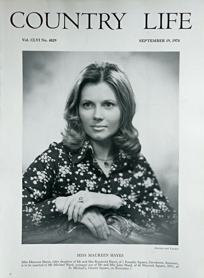 Miss Maureen Hayes Country Life Magazine Portrait September 19, 1974 Vol. CLVI No. 4029