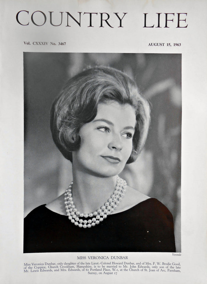 Miss Veronica Dunbar Country Life Magazine Portrait August 15, 1963 Vol. CXXXIV No. 3467