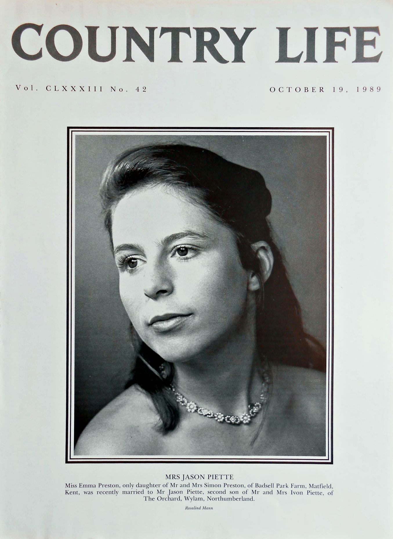 Mrs Jason Piette, Miss Emma Preston Country Life Magazine Portrait October 19, 1989 Vol. CLXXXIII No. 42