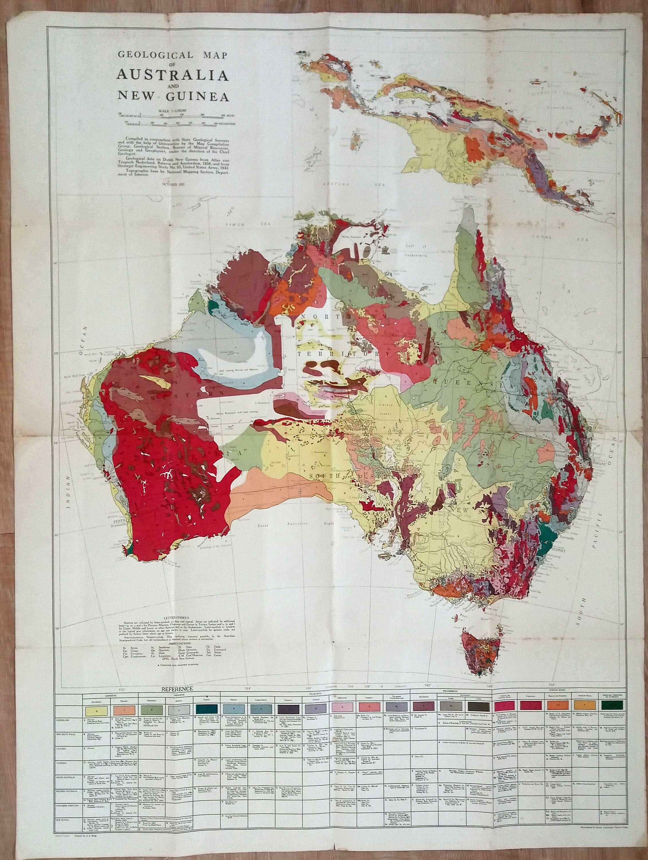 Rare 1952 Geological map of Australia & New Guinea. Royal Australian Survey Corps. Geology, Mineral, Mining, Prospecting, Pictorial Map