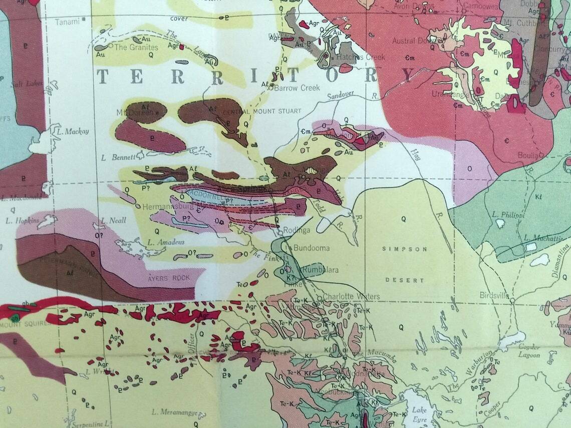 Rare 1952 Geological map of Australia & New Guinea. Royal Australian Survey Corps. Geology, Mineral, Mining, Prospecting, Pictorial Map